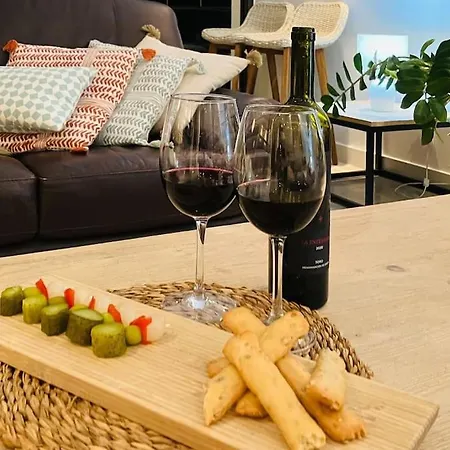 Tranquil Large 6 Bedroom Family Sleeps 20 Near Sitges