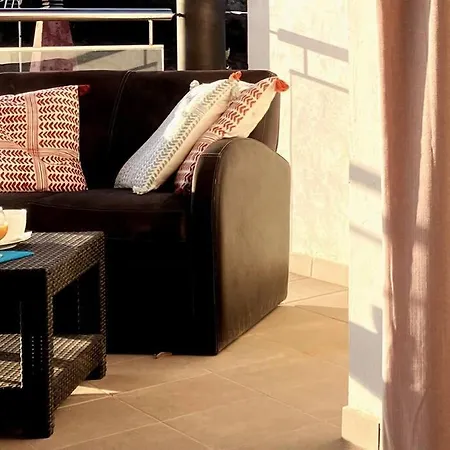 Tranquil Large 6 Bedroom Family Sleeps 20 Near Sitges Villa