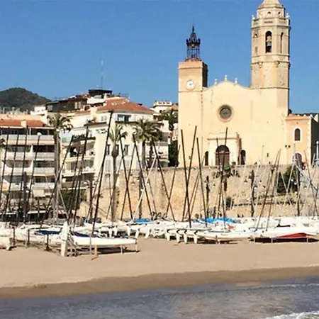 Tranquil Large 6 Bedroom Family Sleeps 20 Near Sitges