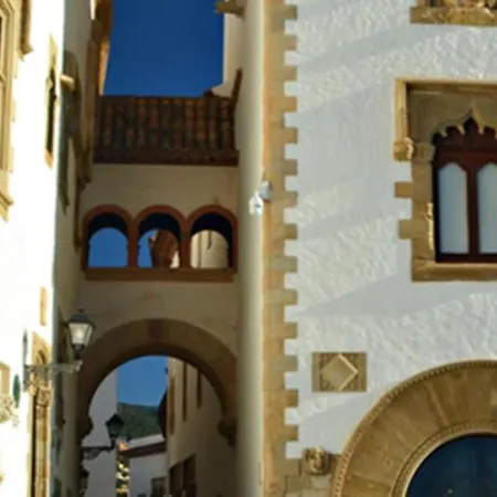 Villa Tranquil Large 6 Bedroom Family Sleeps 20 Near Sitges