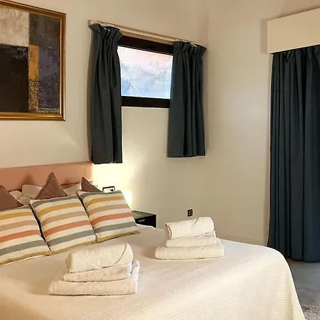 Villa Tranquil Large 6 Bedroom Family Sleeps 20 Near Sitges Sant Pere De Ribes