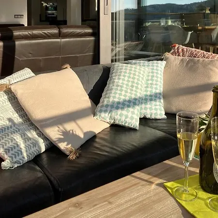 Villa Tranquil Large 6 Bedroom Family Sleeps 20 Near Sitges Sant Pere De Ribes