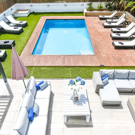 Villa Tranquil Large 6 Bedroom Family Sleeps 20 Near Sitges Sant Pere De Ribes
