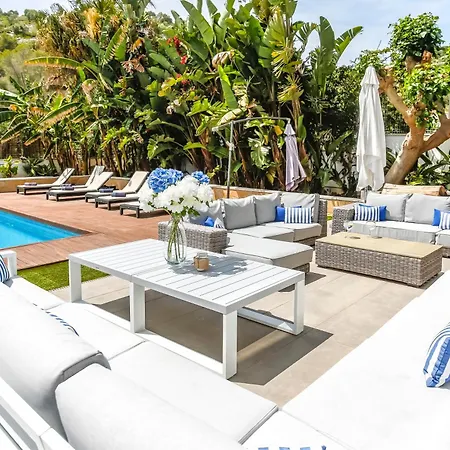 Villa Tranquil Large 6 Bedroom Family Sleeps 20 Near Sitges Sant Pere De Ribes